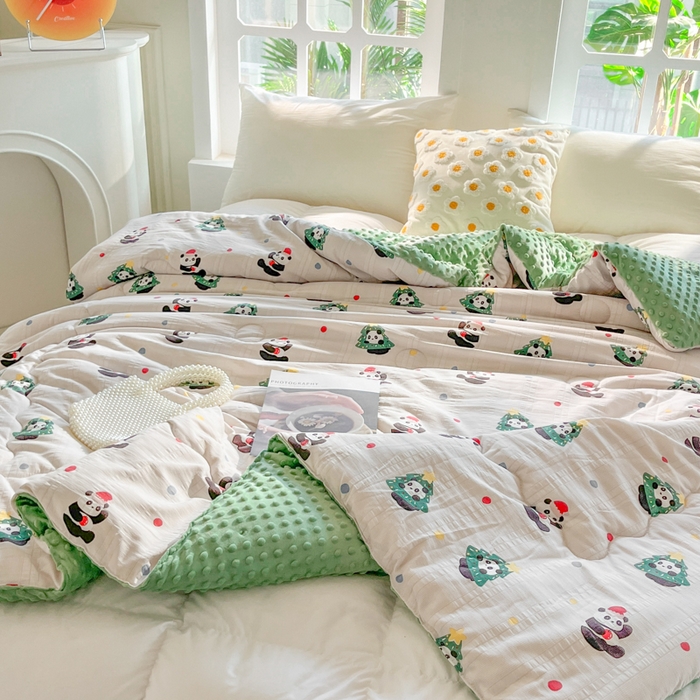 91家纺网 家纺一手货源 找家纺 美宜家 2025新款豆豆绒冬被子皱皱棉提花春秋被芯豆豆被 幸运熊猫