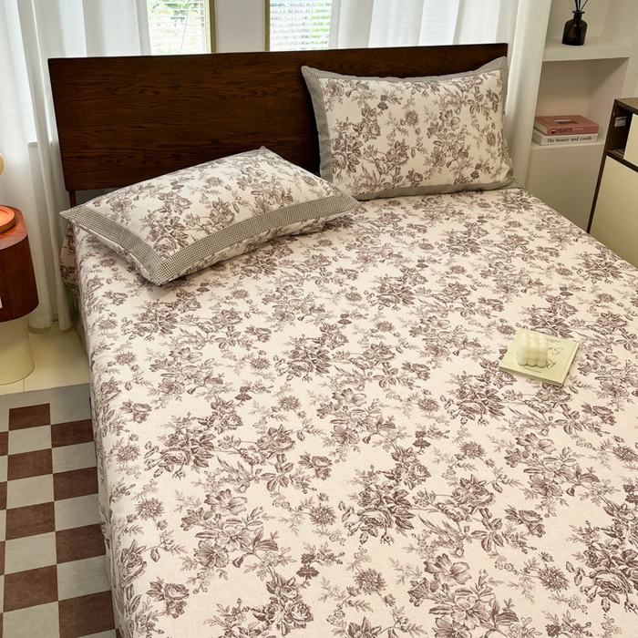 91家纺网 家纺一手货源 找家纺 宜代光年 2025新款全棉老粗布数码印花拼角工艺床单床笠 床单-花汀