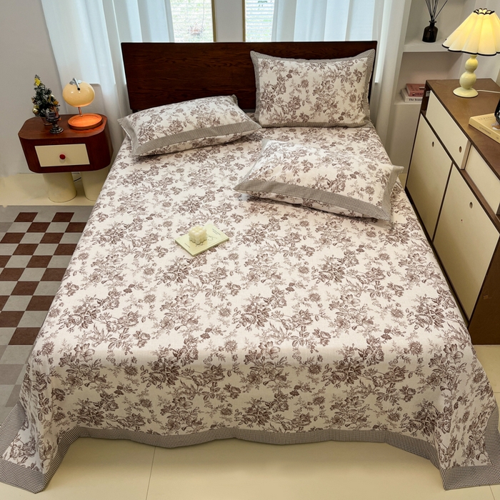 91家纺网 家纺一手货源 找家纺 宜代光年 2025新款全棉老粗布数码印花拼角工艺床单床笠 床单-花汀