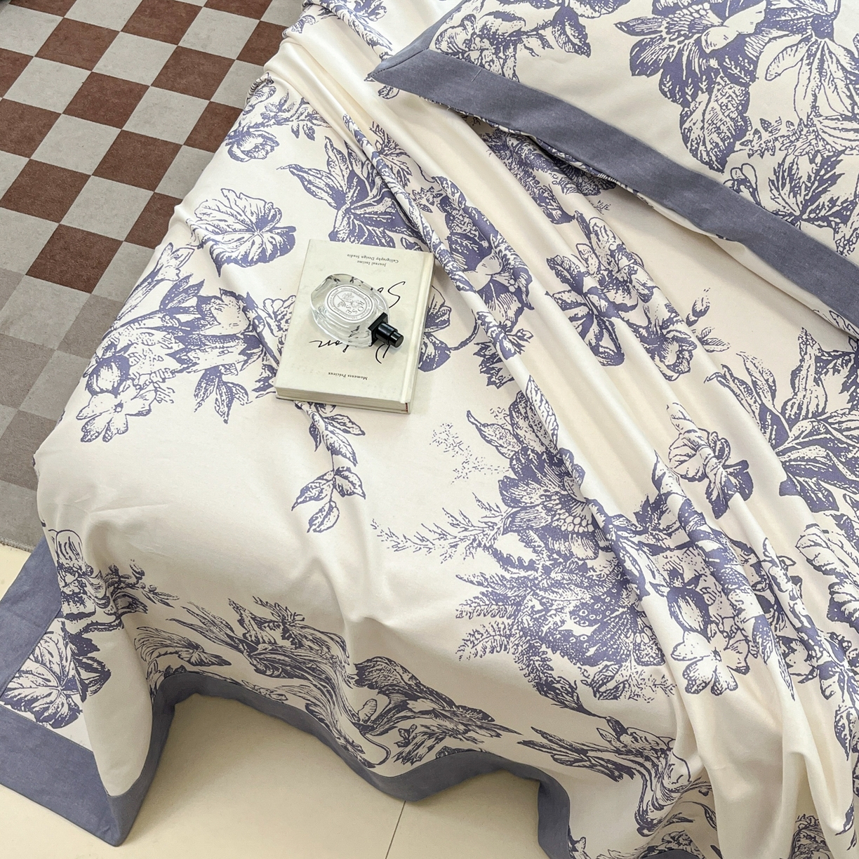 91家纺网 家纺一手货源 找家纺 宜代光年 2025新款全棉老粗布数码印花拼角工艺床单床笠 床单-似锦