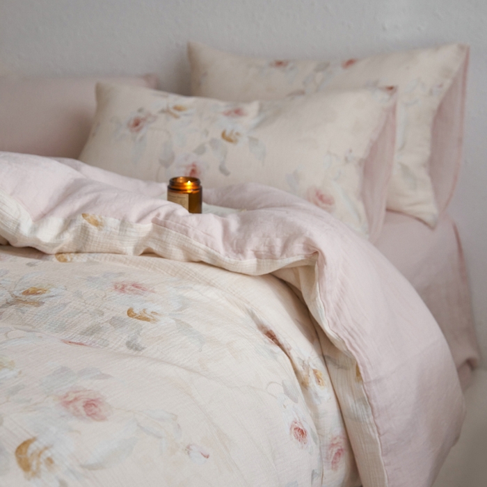 91家纺网 家纺一手货源 找家纺 宜代光年 2025新款全棉纯棉享云纱数码印花四件套 玉琼枝-米黄