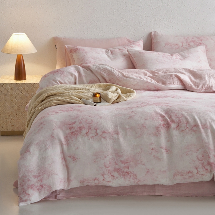 91家纺网 家纺一手货源 找家纺 宜代光年 2025新款全棉纯棉享云纱数码印花四件套 山有木兮