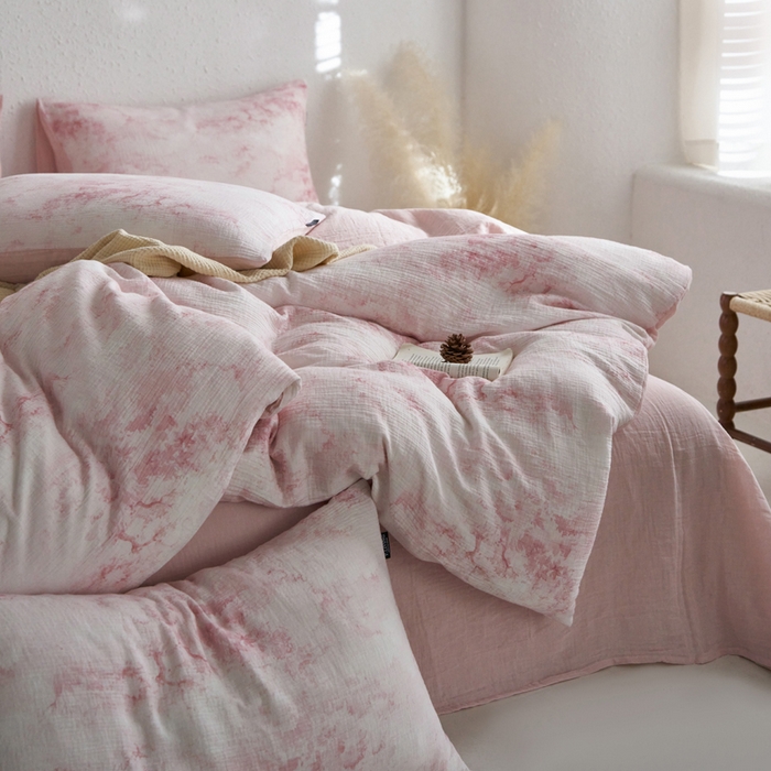 91家纺网 家纺一手货源 找家纺 宜代光年 2025新款全棉纯棉享云纱数码印花四件套 山有木兮