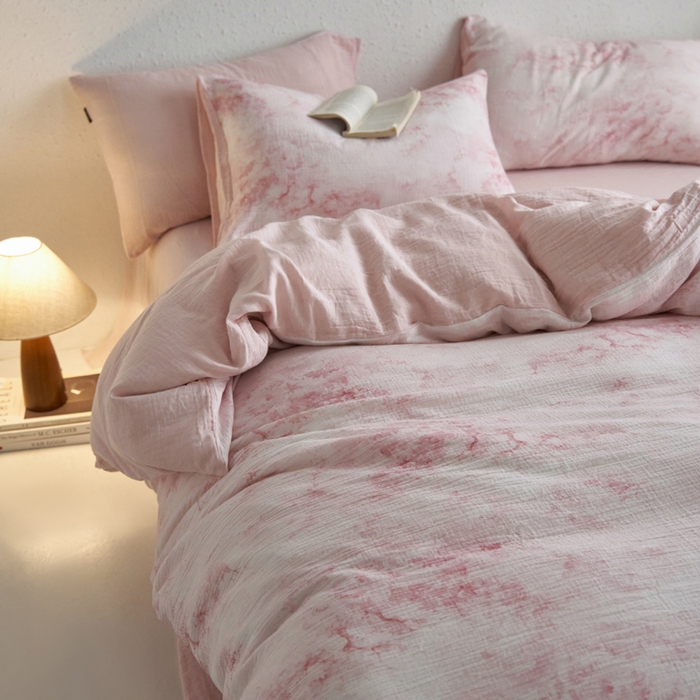 91家纺网 家纺一手货源 找家纺 宜代光年 2025新款全棉纯棉享云纱数码印花四件套 山有木兮