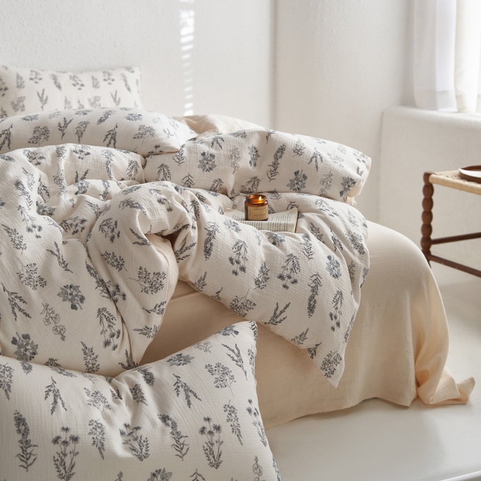 91家纺网 家纺一手货源 找家纺 宜代光年 2025新款全棉纯棉享云纱数码印花四件套 春山集