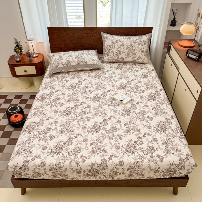 91家纺网 家纺一手货源 找家纺 宜代光年 2025新款全棉老粗布数码印花拼角工艺床单床笠 床笠-花汀