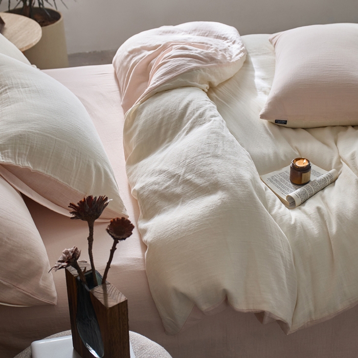 91家纺网 家纺一手货源 找家纺 宜代光年 2025新款全棉纯棉享云棉纯色暗合系列四件套 云享棉-媚粉