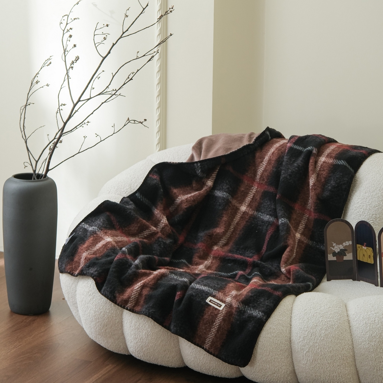 91家纺网 家纺一手货源 找家纺 庭笙 2025新款羊呢绒牛奶绒贝壳针毛毯 品格棕