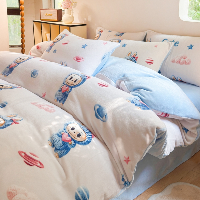 91家纺网 家纺一手货源 找家纺 （总）王朝国际 2025新款高克重牛奶绒印花四件套