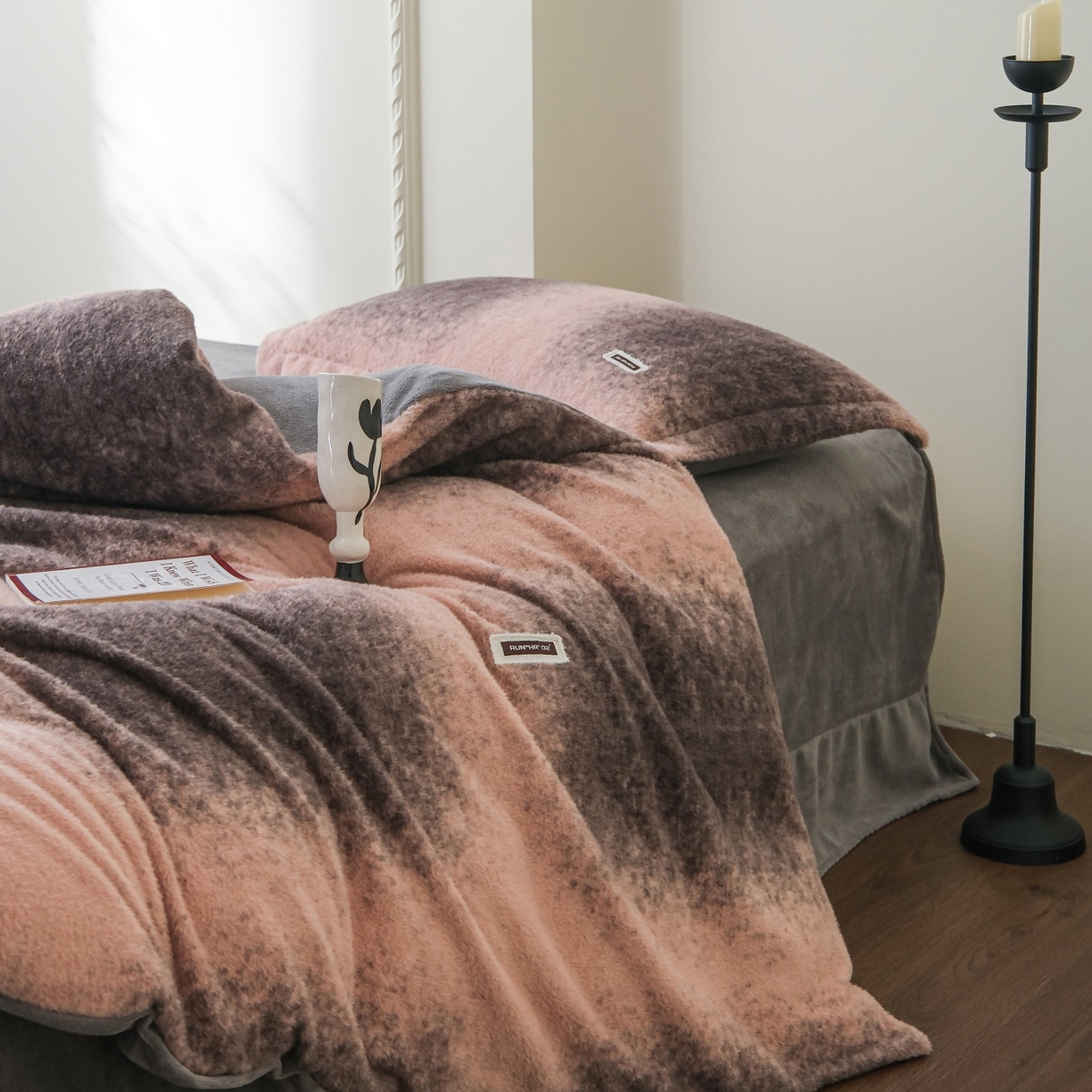 91家纺网 家纺一手货源 找家纺 庭笙 2025新款保暖加厚羊呢绒牛奶绒四件套 维奥灰