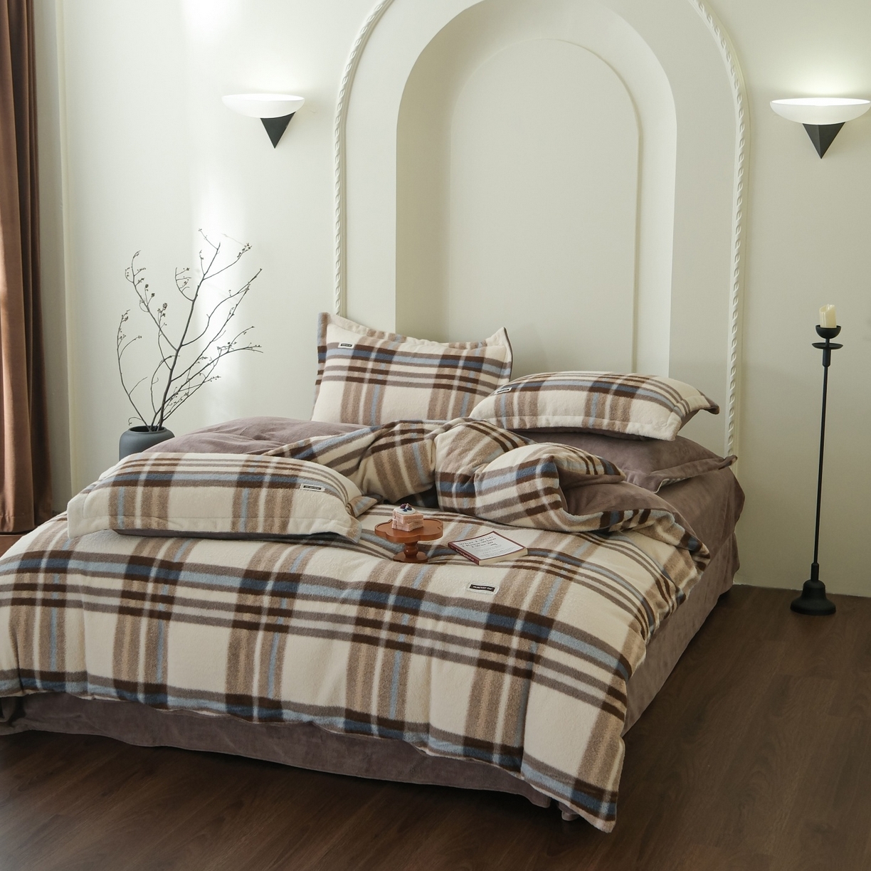 91家纺网 家纺一手货源 找家纺 庭笙 2025新款保暖加厚羊呢绒牛奶绒四件套 宝格咖