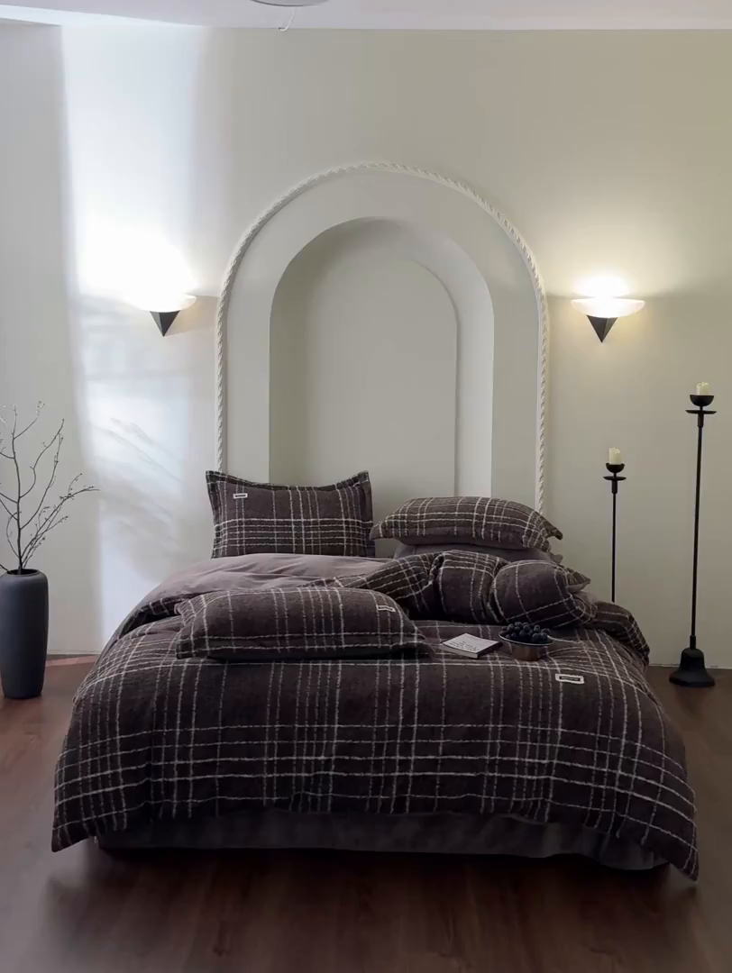 91家纺网 家纺一手货源 找家纺 庭笙 2025新款保暖加厚羊呢绒牛奶绒四件套 印象咖