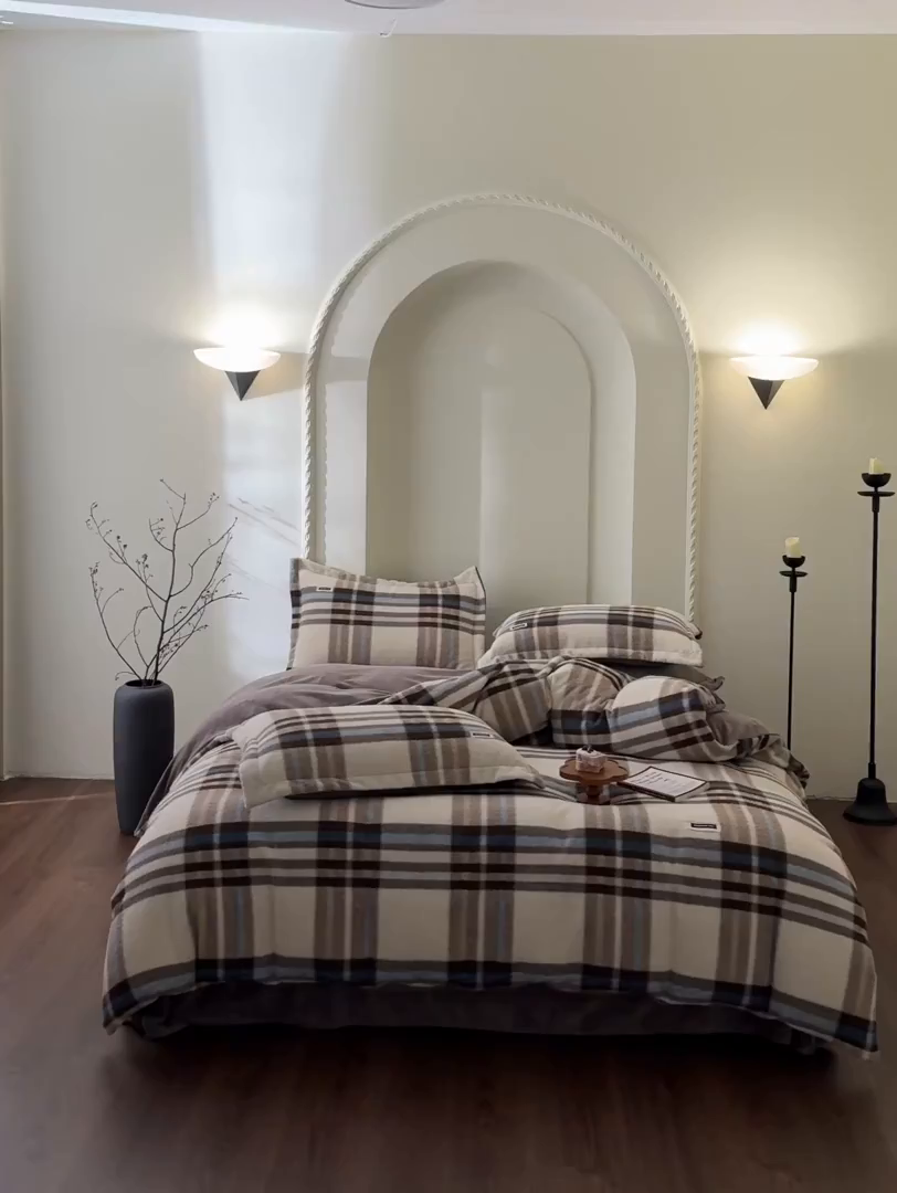 91家纺网 家纺一手货源 找家纺 庭笙 2025新款保暖加厚羊呢绒牛奶绒四件套 宝格咖