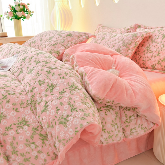 91家纺网 家纺一手货源 找家纺 总-梦之星 2025新款8斤重牛奶绒6D雕花绒四件套法莱水晶金貂