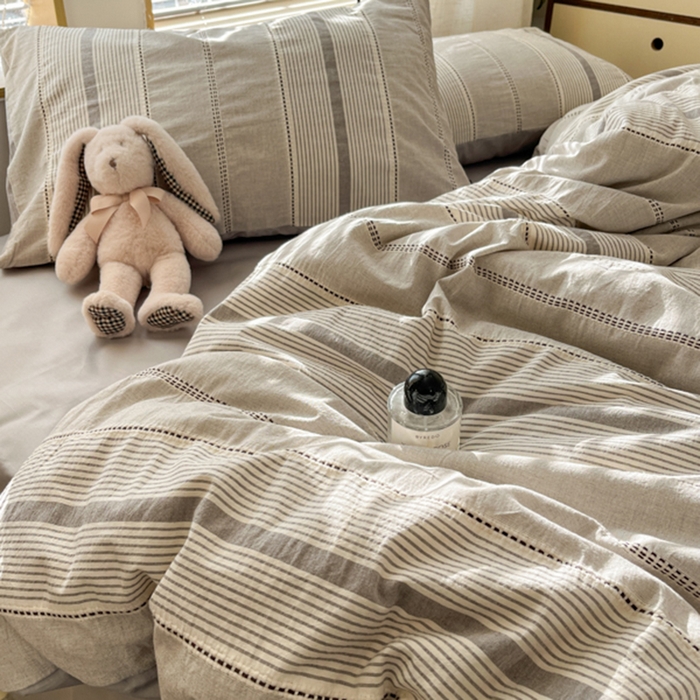 91家纺网 家纺一手货源 找家纺 宜代光年 2025新款全棉纯棉色织提花瑞拉系列四件套 瑞拉-灰