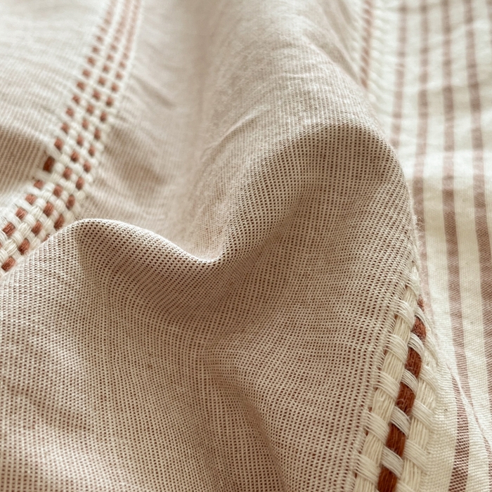 91家纺网 家纺一手货源 找家纺 宜代光年 2025新款全棉纯棉色织提花瑞拉系列四件套 瑞拉-豆沙