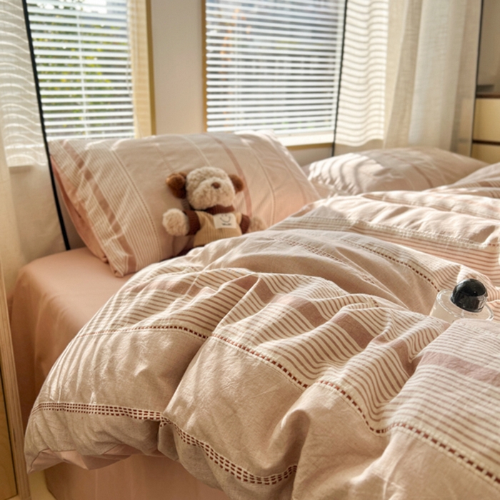 91家纺网 家纺一手货源 找家纺 宜代光年 2025新款全棉纯棉色织提花瑞拉系列四件套 瑞拉-豆沙