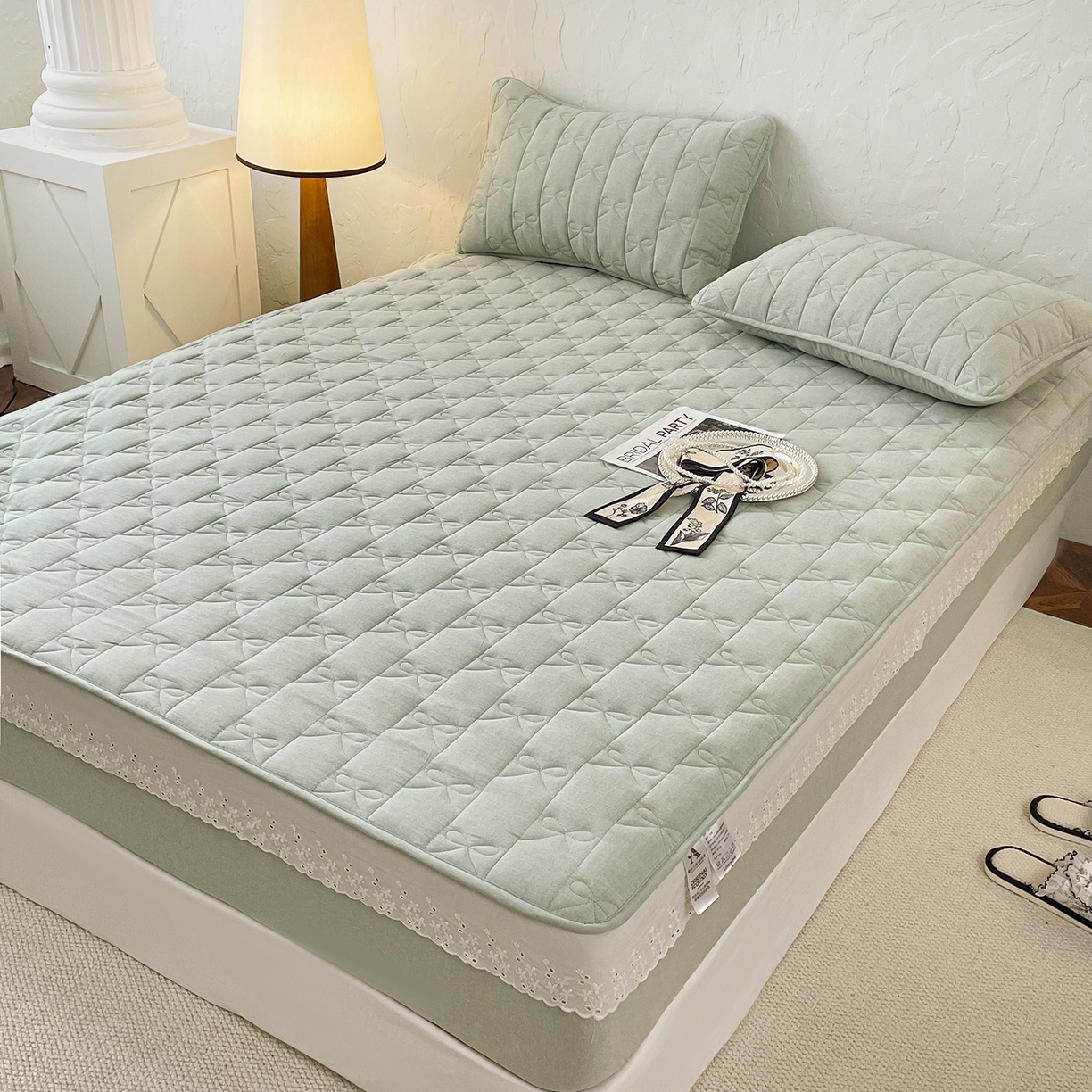 91家纺网 家纺一手货源 找家纺 豪选家纺 2025新款纯棉花边夹棉棉花床笠 花边床笠-翡翠绿萝