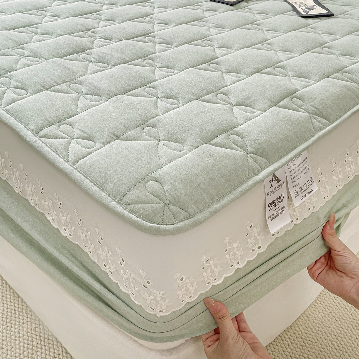 91家纺网 家纺一手货源 找家纺 豪选家纺 2025新款纯棉花边夹棉棉花床笠 花边床笠-翡翠绿萝