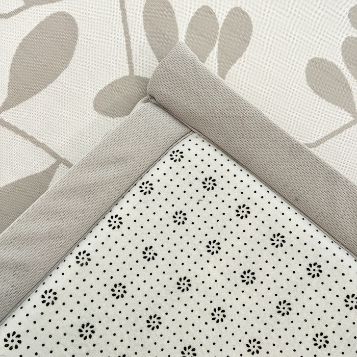 91家纺网 家纺一手货源 找家纺 宜代光年 2025新款冷凝丝提花凉席多功能地垫 凉感叶繁床垫-灰