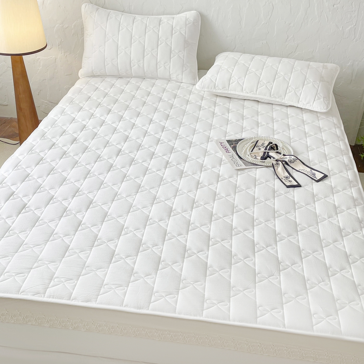 91家纺网 家纺一手货源 找家纺 豪选家纺 2025新款纯棉花边夹棉棉花床笠 花边床笠-格调纯白