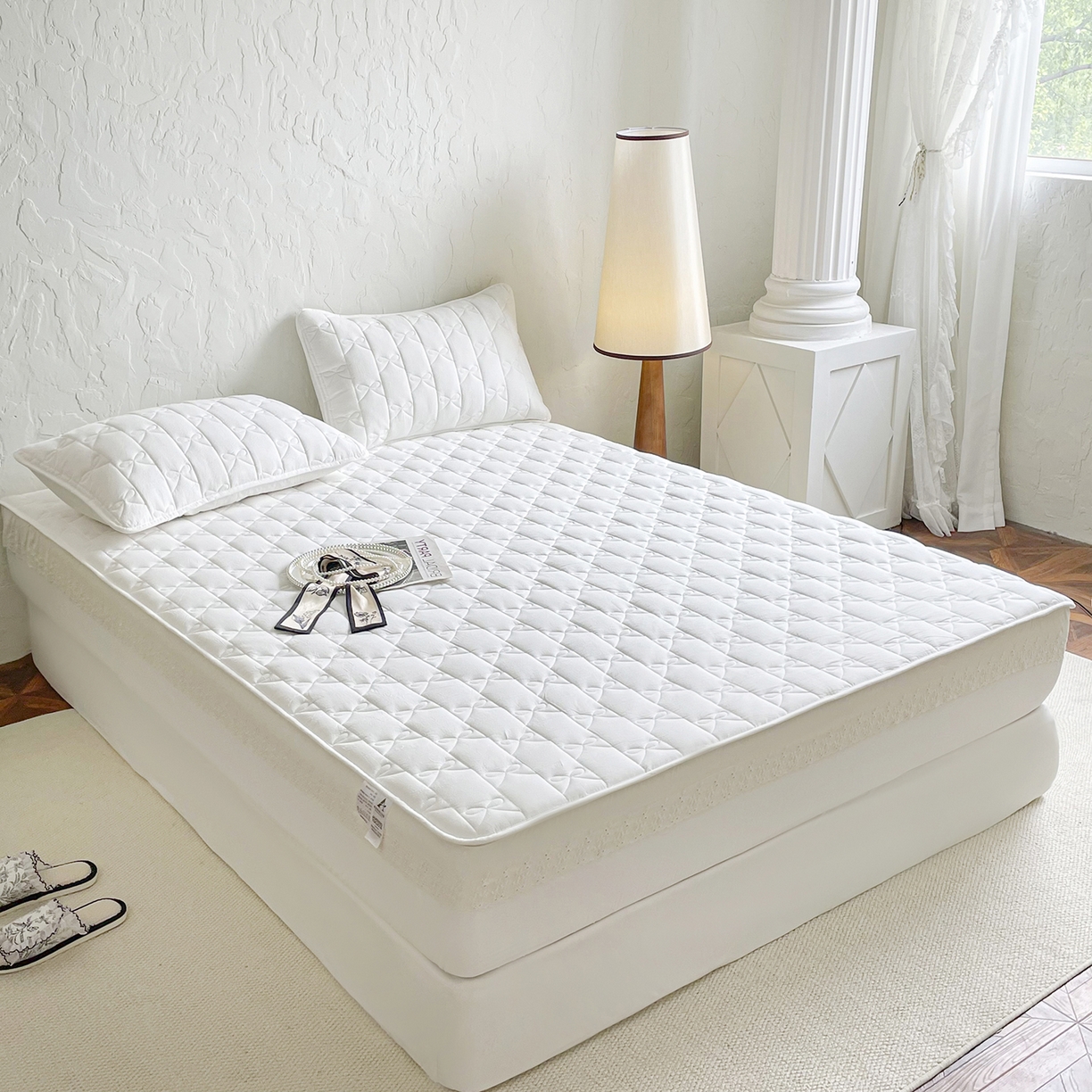 91家纺网 家纺一手货源 找家纺 豪选家纺 2025新款纯棉花边夹棉棉花床笠 花边床笠-格调纯白