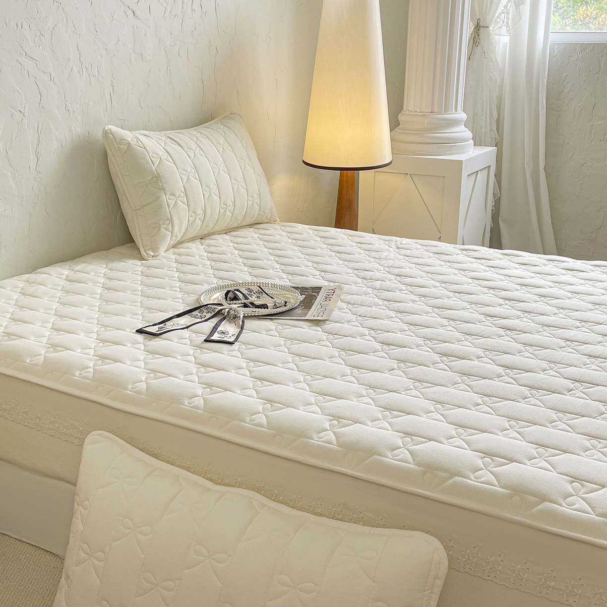 91家纺网 家纺一手货源 找家纺 豪选家纺 2025新款纯棉花边夹棉棉花床笠 花边床笠-柔煦米黄