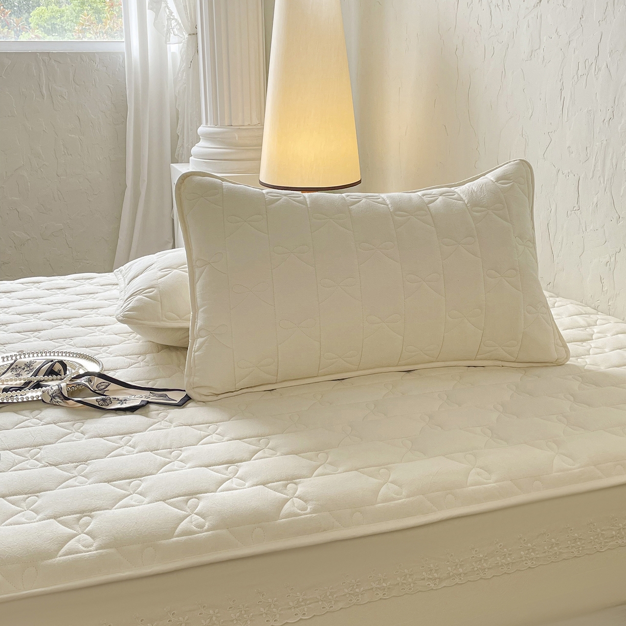 91家纺网 家纺一手货源 找家纺 豪选家纺 2025新款纯棉花边夹棉棉花床笠 花边床笠-柔煦米黄