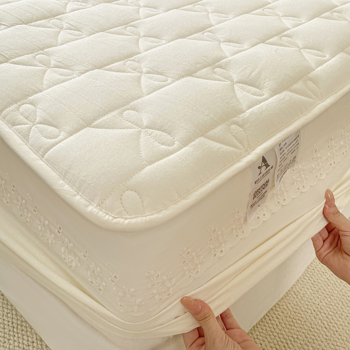 91家纺网 家纺一手货源 找家纺 豪选家纺 2025新款纯棉花边夹棉棉花床笠 花边床笠-柔煦米黄