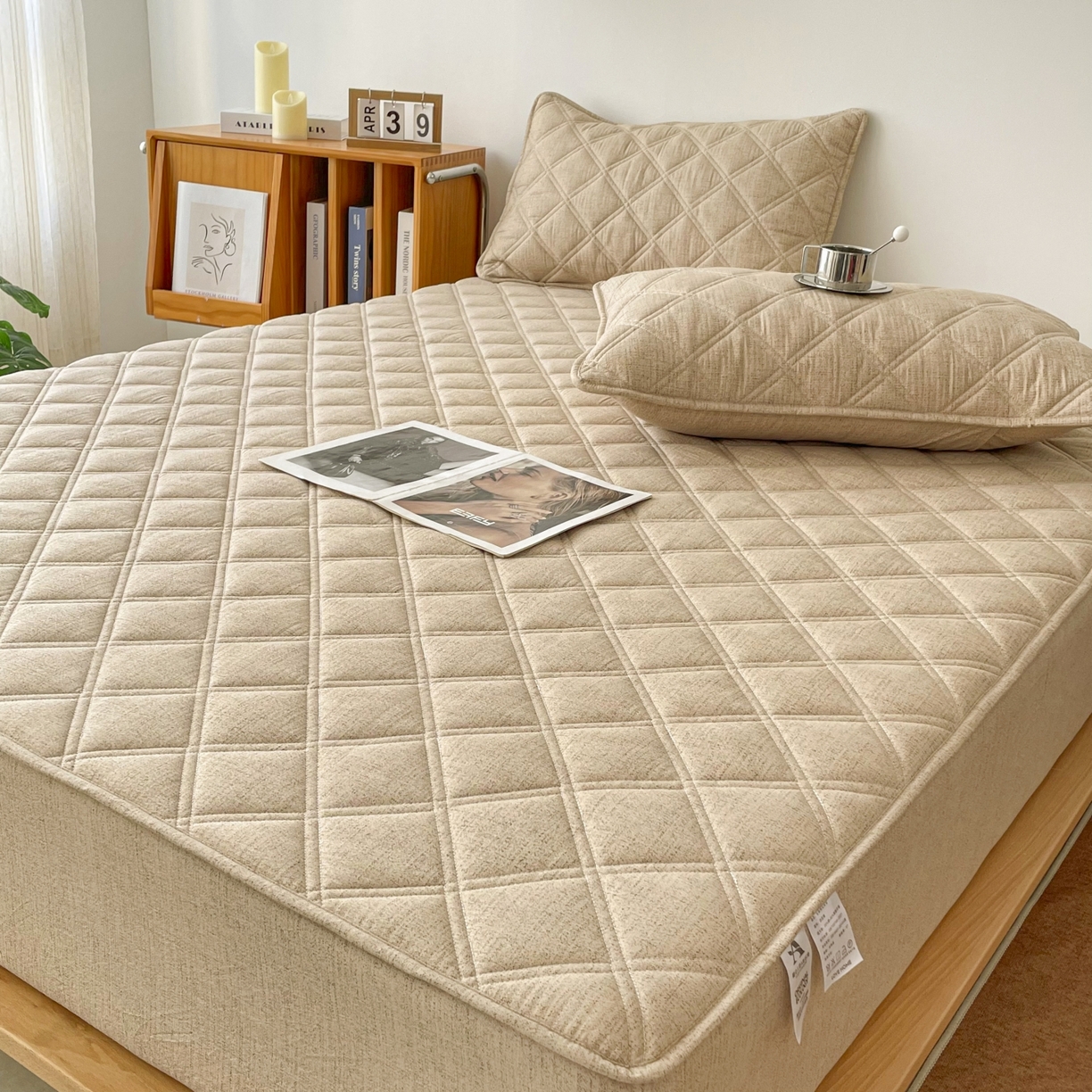 91家纺网 家纺一手货源 找家纺 （总）豪选家纺 2025新款仿亚麻夹棉棉花床笠