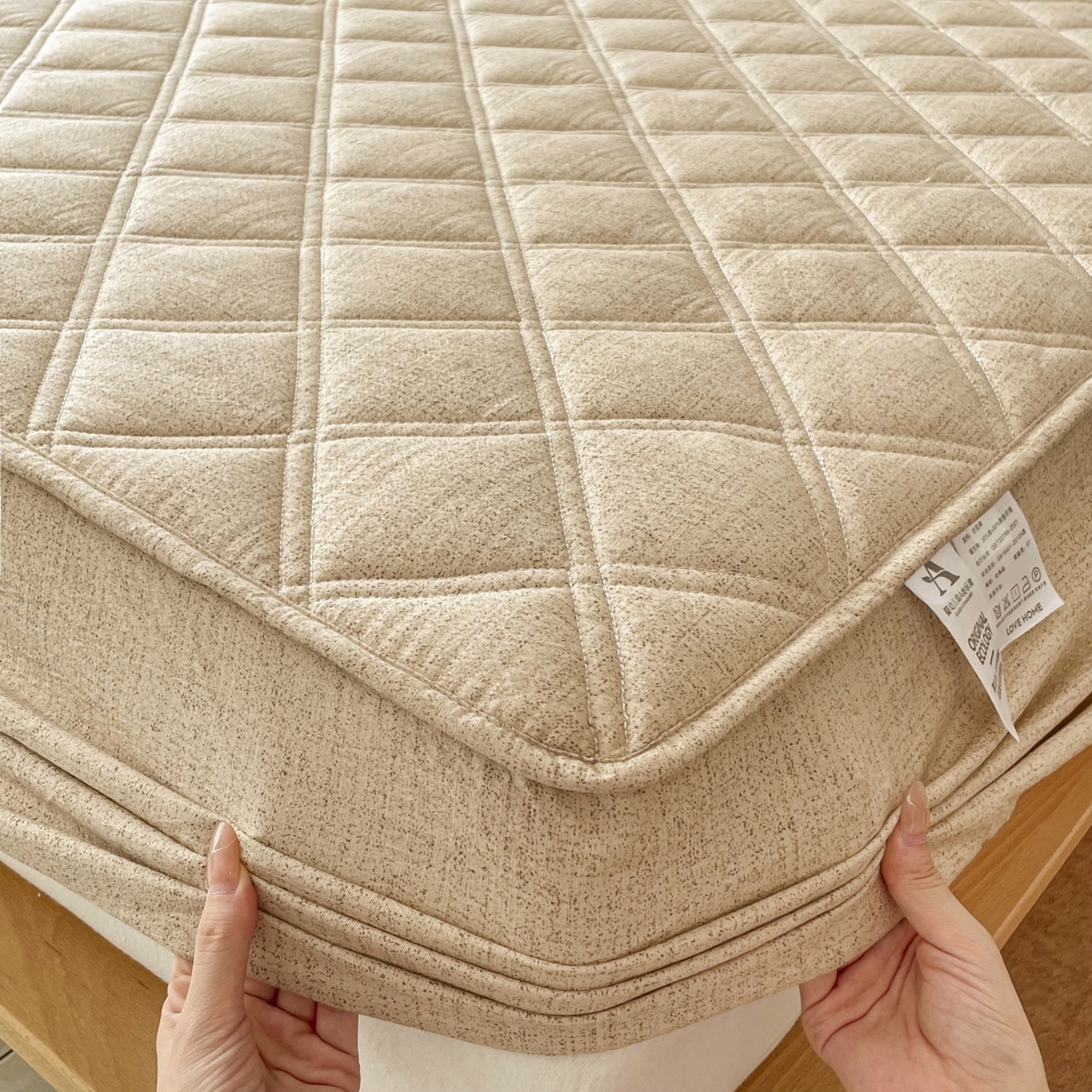 91家纺网 家纺一手货源 找家纺 （总）豪选家纺 2025新款仿亚麻夹棉棉花床笠