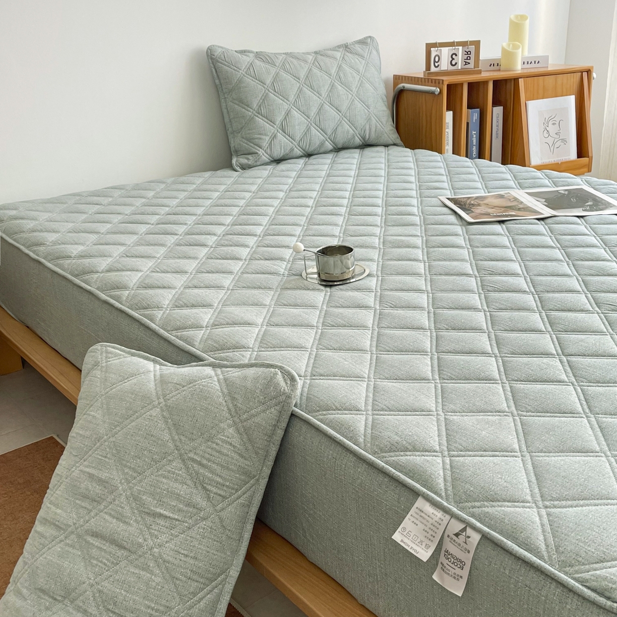 91家纺网 家纺一手货源 找家纺 豪选家纺 2025新款仿亚麻夹棉棉花床笠 青草绿