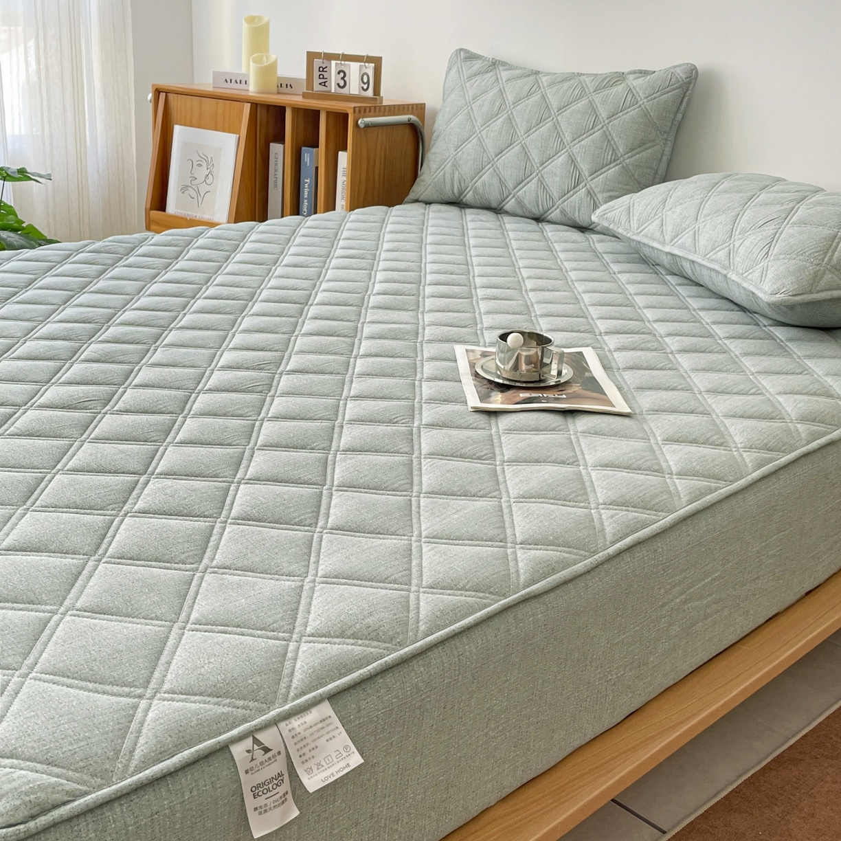 91家纺网 家纺一手货源 找家纺 豪选家纺 2025新款仿亚麻夹棉棉花床笠 青草绿