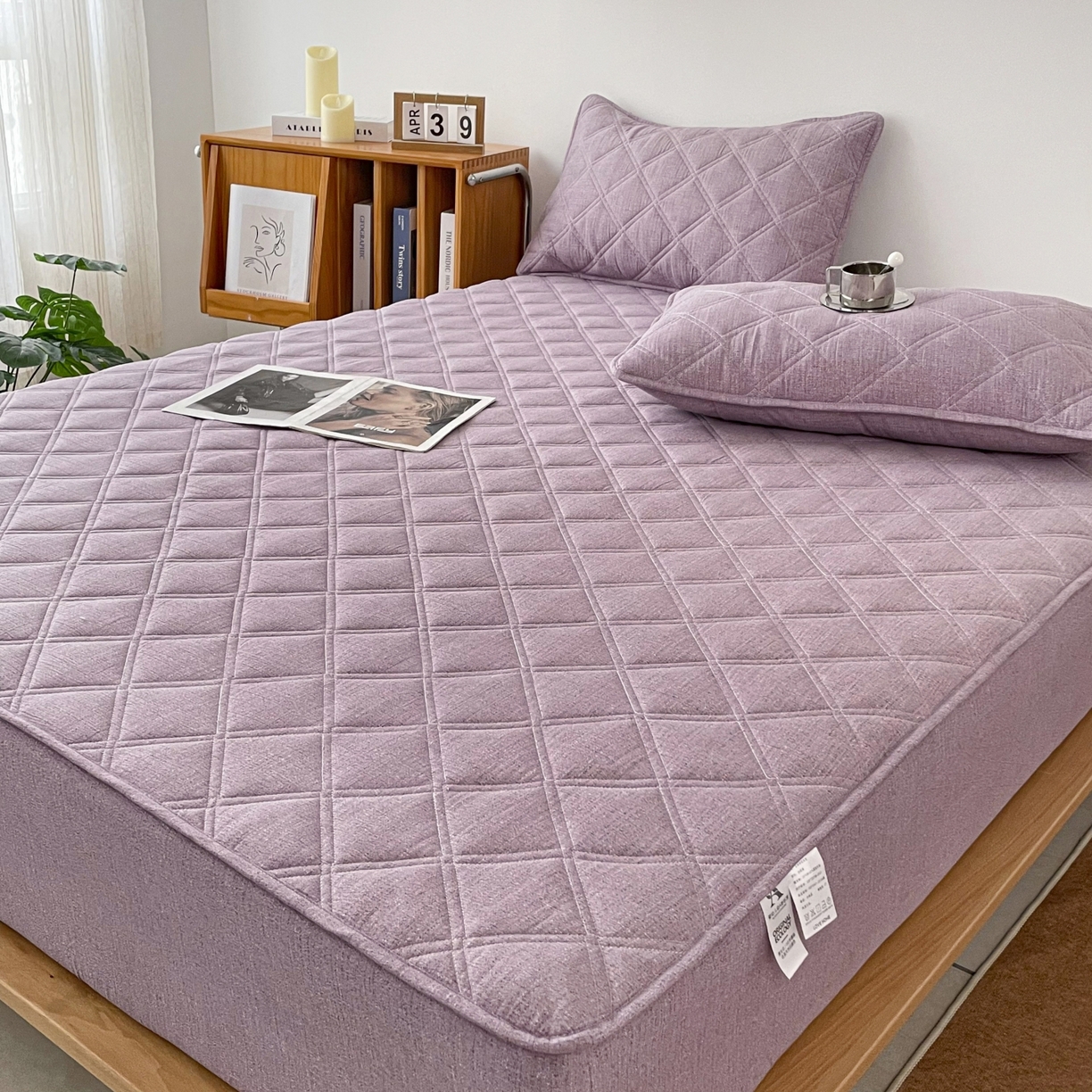 91家纺网 家纺一手货源 找家纺 豪选家纺 2025新款仿亚麻夹棉棉花床笠 木槿紫