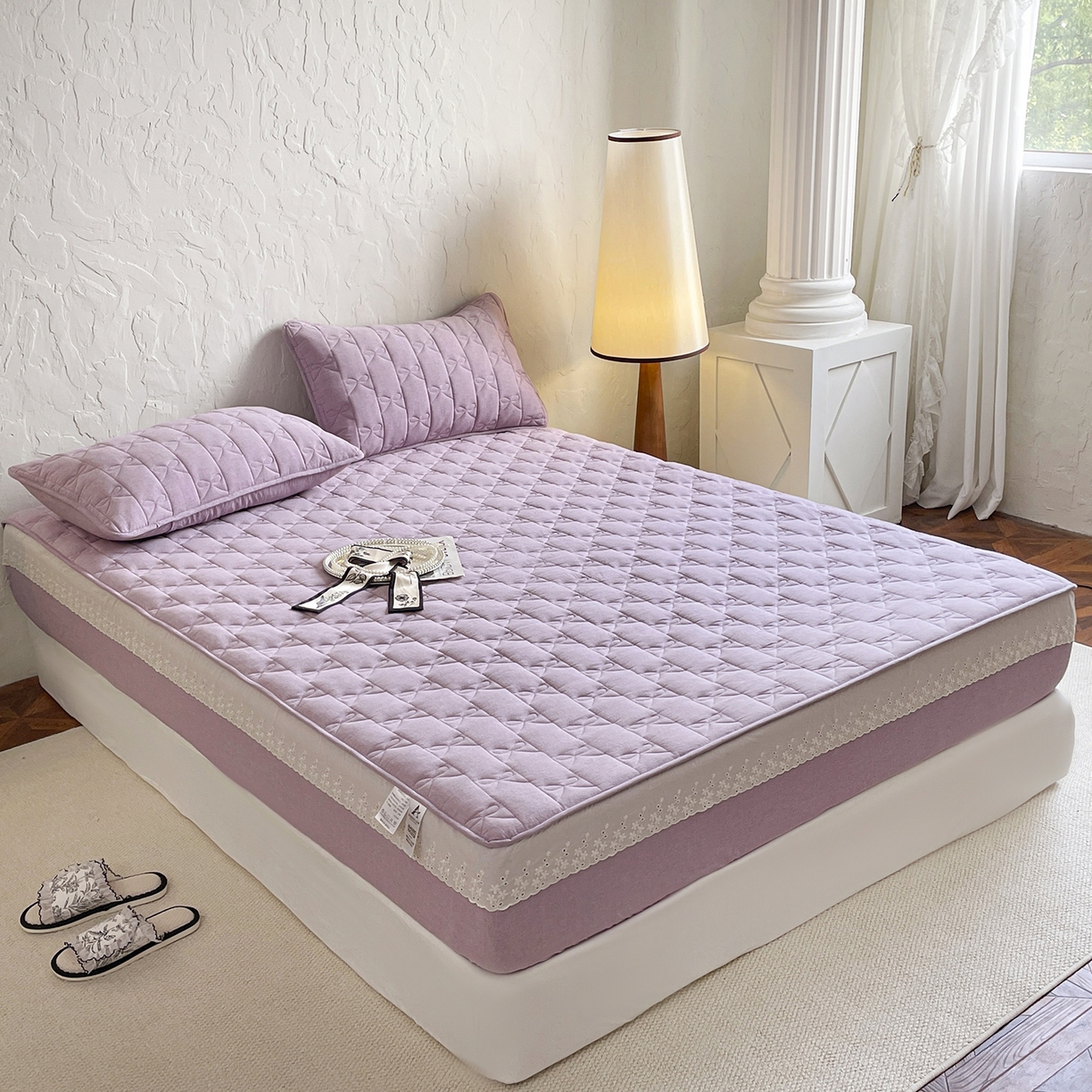 91家纺网 家纺一手货源 找家纺 豪选家纺 2025新款纯棉花边夹棉棉花床笠 花边床笠-紫韵幽梦