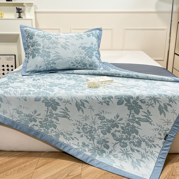 91家纺网 家纺一手货源 找家纺 宜代光年 2025新款冷凝丝可水洗提花凉感席 凉感繁花-蓝