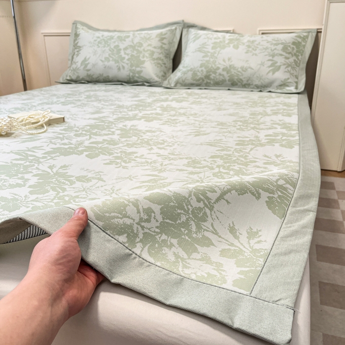 91家纺网 家纺一手货源 找家纺 宜代光年 2025新款冷凝丝可水洗提花凉感席 凉感繁花-绿