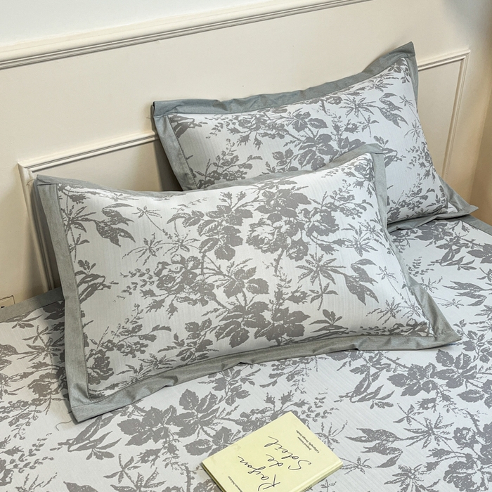 91家纺网 家纺一手货源 找家纺 宜代光年 2025新款冷凝丝可水洗提花凉感席 凉感繁花-灰