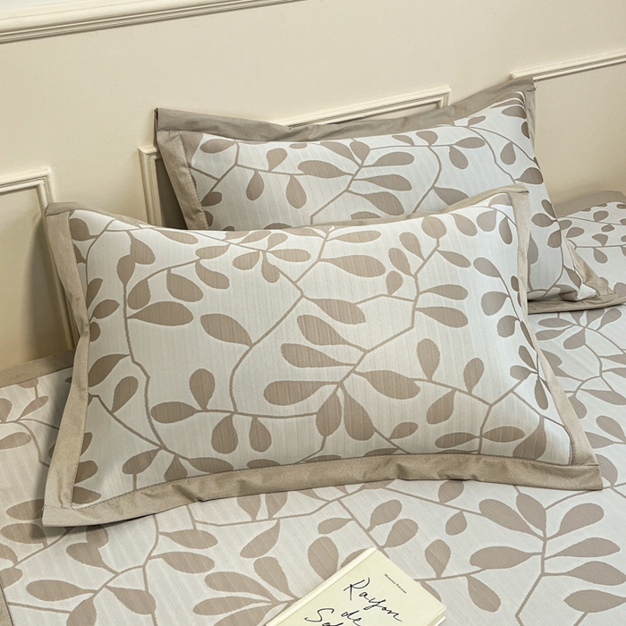 91家纺网 家纺一手货源 找家纺 宜代光年 2025新款冷凝丝可水洗提花凉感席 凉感叶繁-咖