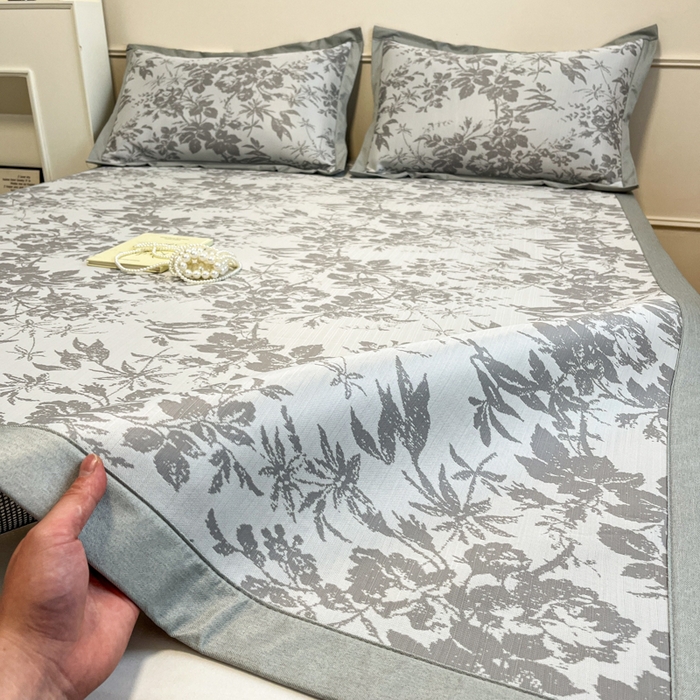 91家纺网 家纺一手货源 找家纺 宜代光年 2025新款冷凝丝可水洗提花凉感席 凉感繁花-灰