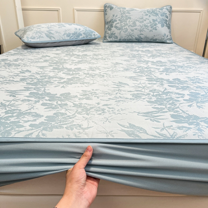 91家纺网 家纺一手货源 找家纺 宜代光年 2025新款冷凝丝可水洗提花凉感席 床笠-凉感繁花-蓝