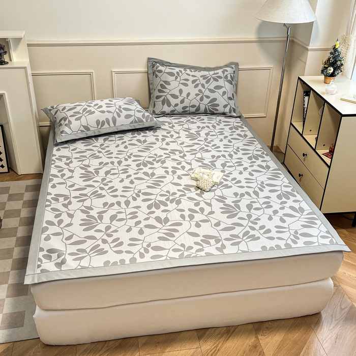 91家纺网 家纺一手货源 找家纺 宜代光年 2025新款冷凝丝可水洗提花凉感席 凉感叶繁-灰