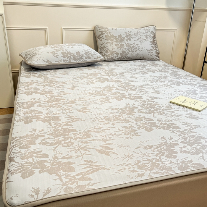 91家纺网 家纺一手货源 找家纺 宜代光年 2025新款冷凝丝可水洗提花凉感席 床笠-凉感繁花-咖