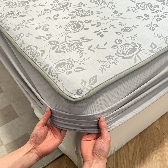 91家纺网 家纺一手货源 找家纺 宜代光年 2025新款冷凝丝可水洗提花凉感席 床笠-凉感陌上花开-灰