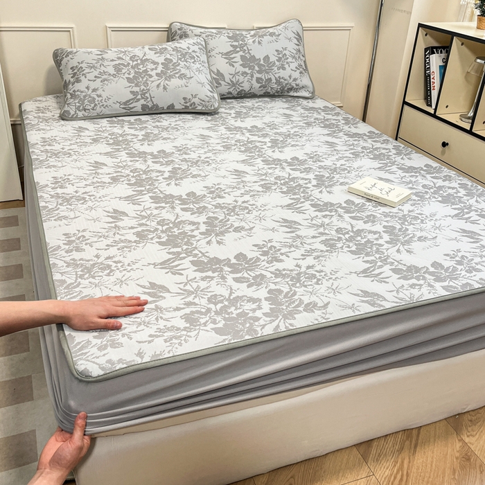 91家纺网 家纺一手货源 找家纺 宜代光年 2025新款冷凝丝可水洗提花凉感席 床笠-凉感繁花-灰