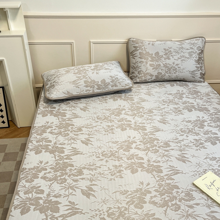 91家纺网 家纺一手货源 找家纺 宜代光年 2025新款冷凝丝可水洗提花凉感席 床笠-凉感繁花-咖