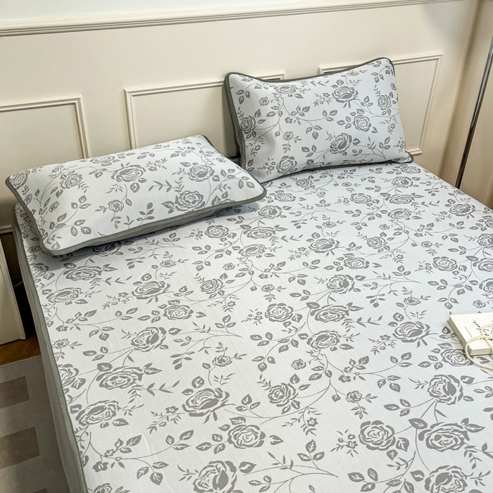 91家纺网 家纺一手货源 找家纺 宜代光年 2025新款冷凝丝可水洗提花凉感席 床笠-凉感陌上花开-灰