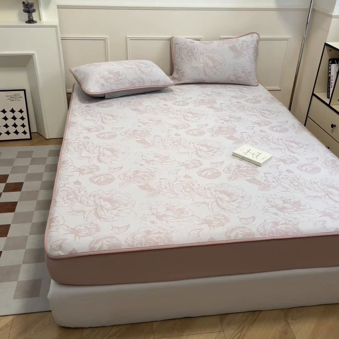 91家纺网 家纺一手货源 找家纺 宜代光年 2025新款冷凝丝可水洗提花凉感席 床笠-凉感牡丹-粉