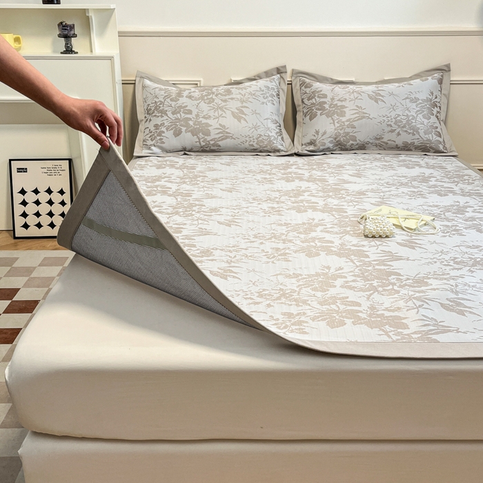 91家纺网 家纺一手货源 找家纺 宜代光年 2025新款冷凝丝可水洗提花凉感席 凉感繁花-咖