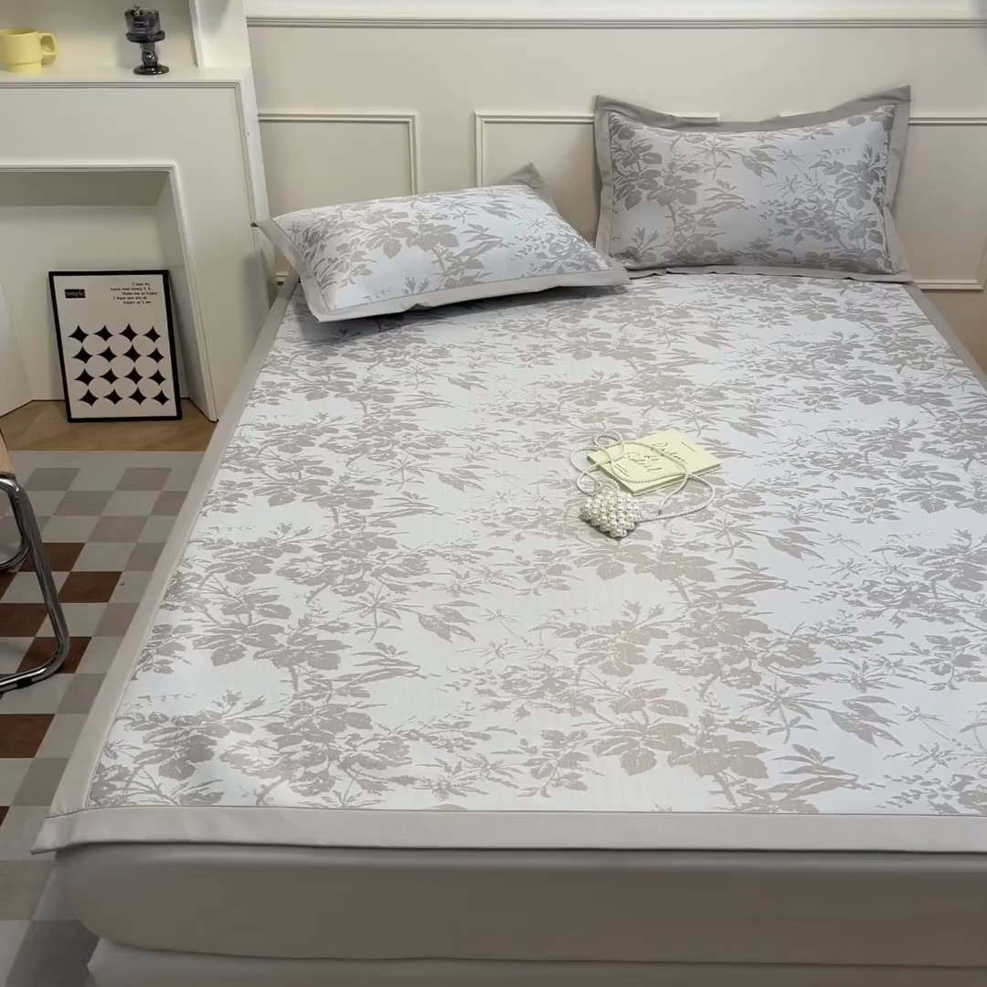 91家纺网 家纺一手货源 找家纺 宜代光年 2025新款冷凝丝可水洗提花凉感席 凉感繁花-咖